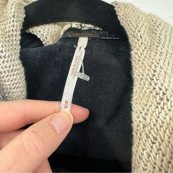 Free People Denim Hoodie Jacket With Grey Sweater Sleeve Womens Medium Jean - Picture 6 of 12